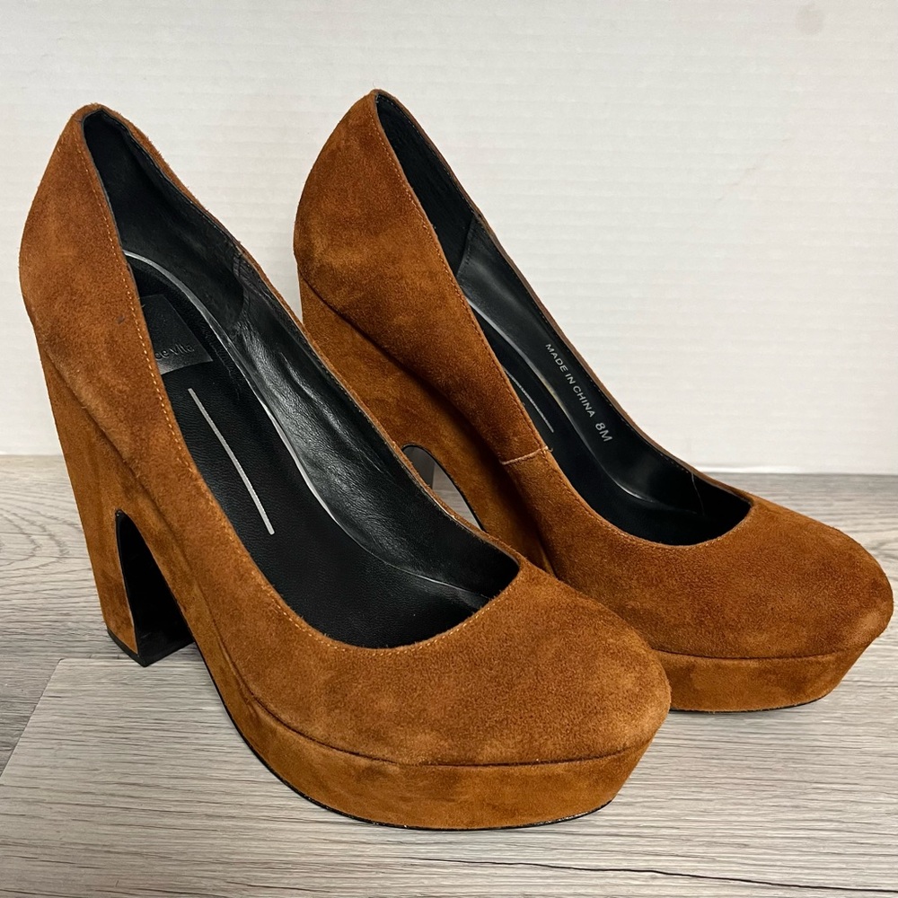 DOLCE VITA BRYANN Cognac Suede Designer Platform Pumps Size 8M